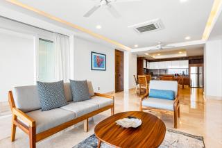 Blue Horizon 301 - 4