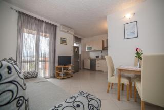 Apartment in Okrug Gornji with sea view, balcony, air conditioning, WiFi 5048-2 - 5