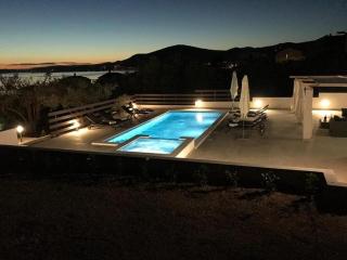 Apartment in Okrug Gornji with terrace, air conditioning, WiFi, dishwasher 5048-3 - 0