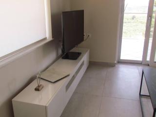 Beautiful 3-Bed House in Chania with garden - Melissouryíon - 2