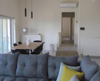 Beautiful 3-Bed House in Chania with garden - 6