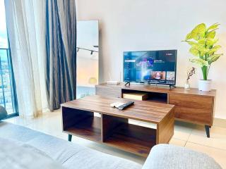 G 1-5pax Cozy Home Trefoil Setia Alam 100mps Wifi & TV SCCC - 9