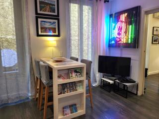 Cannes apartment - city center, AC / wifi - 2