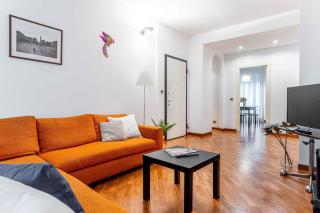 JOIVY Lovely and Inviting flat with balcony - Milan - 8