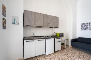 Cilea Central Apt a few steps from the Station - Catania - 6