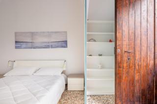 Cilea Central Apt a few steps from the Station - 1