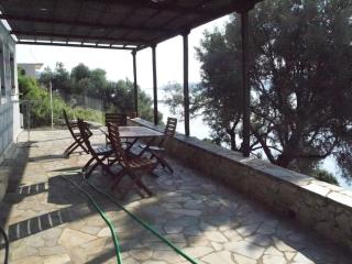 Villa with breathtaking views and private beach - Agios Dimitrios - 3