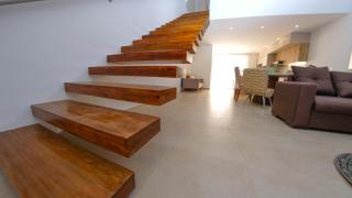 Beautiful LOFT in front of Wyndham Hotel - Manta - 5