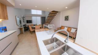 Beautiful LOFT in front of Wyndham Hotel - 3