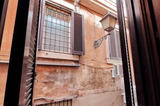 the red apartment - Rome - 9