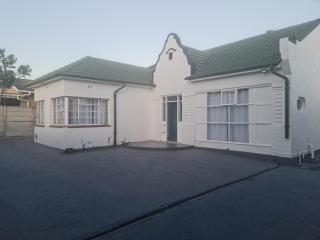 Hasate Guest House ,4 st james street Oakdale Belliville Cape Town South Africa - 6