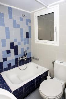 Colourful apartment under the Acropolis - 1