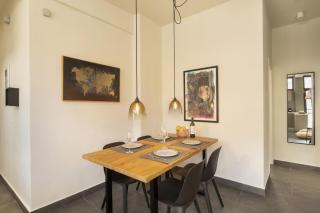 Α Rare Lux Artistic RENV Gem opposite EMST Museum - Atene - 3