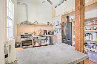 Half-Mi to French Quarter Rustic NOLA Home - New Orleans - 4