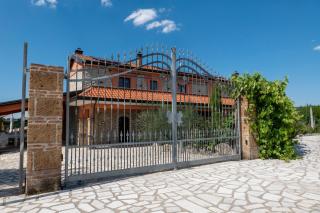 Azienda Agricola Ponterotto - Mirabella Eclano - 6