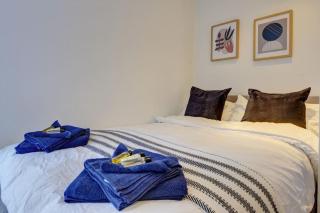 Victoria Apartment - Town Centre , Fast WiFi and Smart Tv by Tejza Property - Banbury - 9