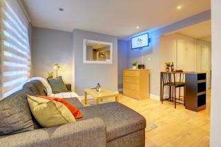 Victoria Apartment - Town Centre , Fast WiFi and Smart Tv by Tejza Property - Banbury - 8