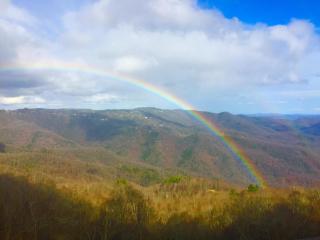 Hangin' Out - Blowing Rock - 8