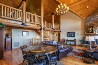 The Lodge - Boone - 4