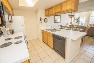 Royal Palm Bay 3 Bedroom Condo Resort Pool 10 Min Disney - 4