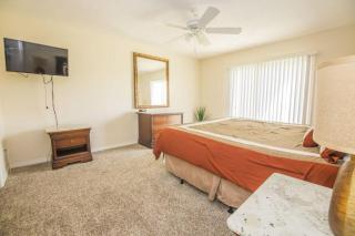 Royal Palm Bay 3 Bedroom Condo Resort Pool 10 Min Disney - 2