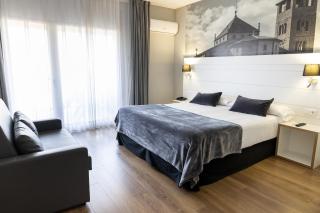 Hotel Can Pamplona - Vic - 8