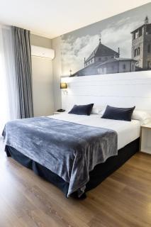 Hotel Can Pamplona - Vic - 5