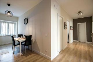 Moderno Appartamento Tuscolana 2 BDR and Living Room Metro A - 4