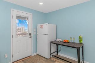 125 Atlantic Avenue Unit H - Pet Friendly! Walk To The Beach and Pier!1BR -1BA - Sleeps 4 guests! - Myrtle Beach - 2