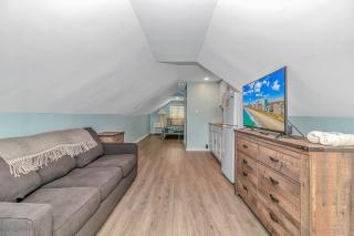 125 Atlantic Avenue Unit G2 -Pet Friendly! Loft Apartment -Sleeps 2-4 guests! - 6