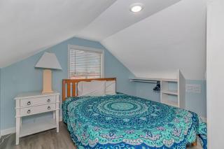 125 Atlantic Avenue Unit G2 -Pet Friendly! Loft Apartment -Sleeps 2-4 guests! - 4