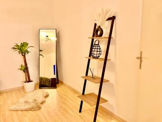 Comfy & Warm City Apartment - Self Check-in - Graz - 4