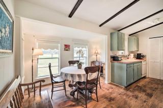 On Scenic 60-Acre Farm Carmine Cottage with Porch - Carmine - 3
