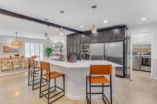 Casablanca Retreat - Tucson - 1