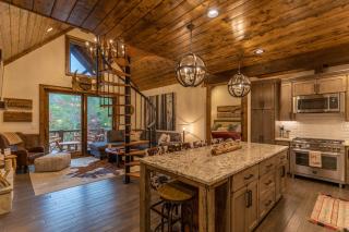 Three Little Bears at Eagles Nest - 2