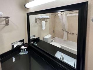 Motel 6 Dallas TX Downtown - Dallas - 1