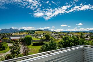 Views on Koru - Wanaka - 7