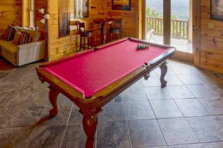 Hawk's View Log Cabin - Lake Lure - 8