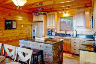 Hawk's View Log Cabin - Lake Lure - 7