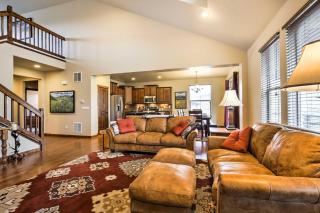 Patio, Fire Pit, and Ski Mountain View Granby Home - Granby - 5