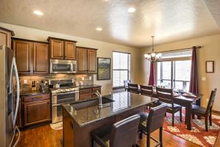 Patio, Fire Pit, and Ski Mountain View Granby Home - Granby - 3