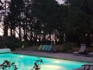 Havre de paix avec piscine chauffée, jardin arboré et activités pour tous - FR-1-306-1142 - Teillé - 8