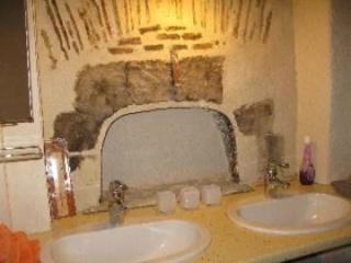 Maison Spacieuse et Indépendante avec Jardin et Terrasse, Idéale pour Observer la Nature en Sarthe - FR-1-410-215 - 4