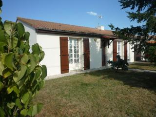 Maison rénovée avec jardin clos, 3 chambres, wifi, vélos, proche Réserve du Marais Poitevin - FR-1-426-403 - Saint-Denis-du-Payré - 9