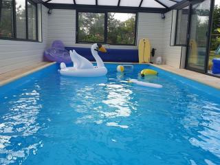 Gîte Confortable près du Mans avec Piscine, Parc de Jeux et Vélo - FR-1-410-364 - Louplande - 6