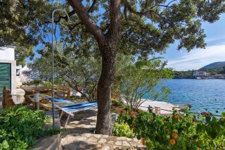 House Sea rose - Zastražišće - 3