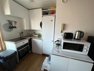 Chaleureux 3 pièces + mezzanine, 6/7 pers, poêle à bois, balcon ouest, parking, proche centre et pistes - FR-1-572-271 - 6