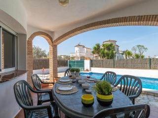 Casa con Piscina, A/A, Wifi, Barbacoa, a 200 m de la Playa - ES-89-75 - Sant Pere Pescador - 2