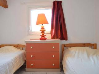 Villa Familiale 8 Pers. à 600m de la Plage avec Piscine et Terrasse Ensoleillée à Cap d'Agde - FR-1-249-103 - 1