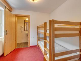 Apartment in Fügen with a shared wellness - Fügen - 2